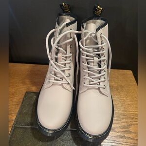 NWT Dr. Martens Boots